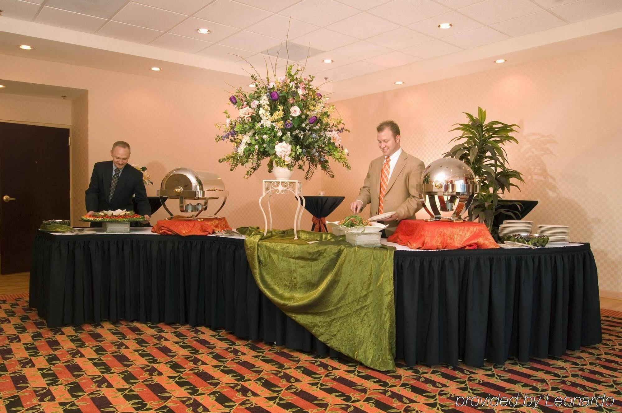 Holiday Inn Express Hotel & Suites Greenville-I-85 & Woodruff Road By Ihg Exterior photo